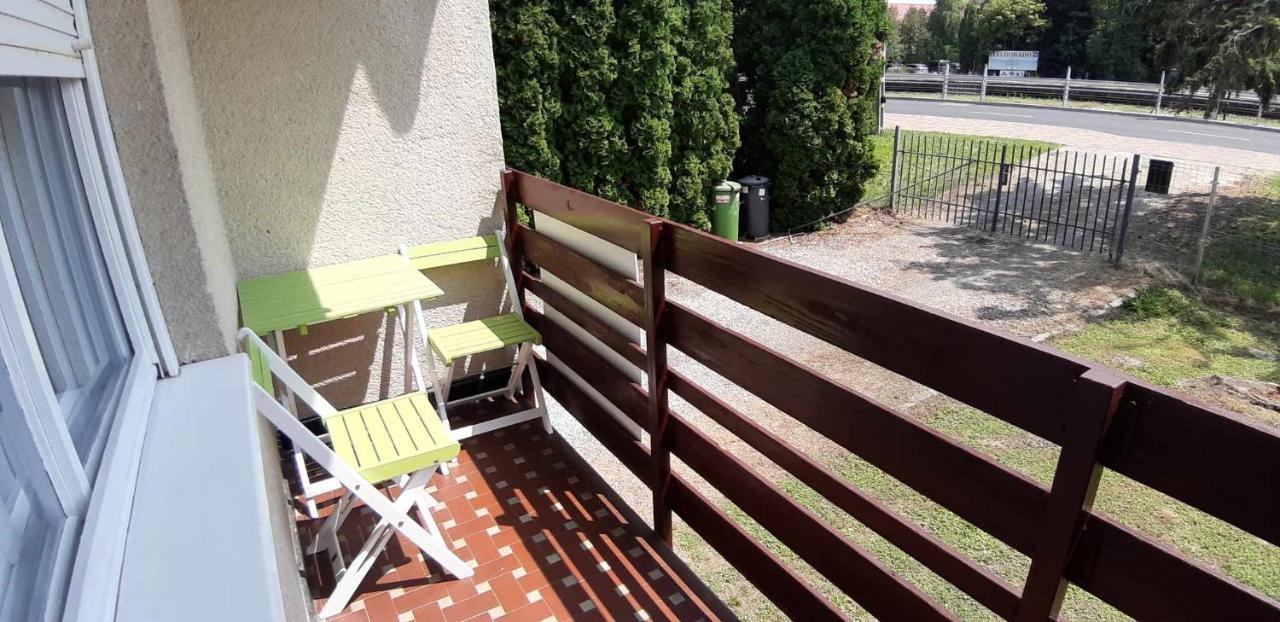 Rosy Apartman Apartment Vonyarcvashegy Exterior photo