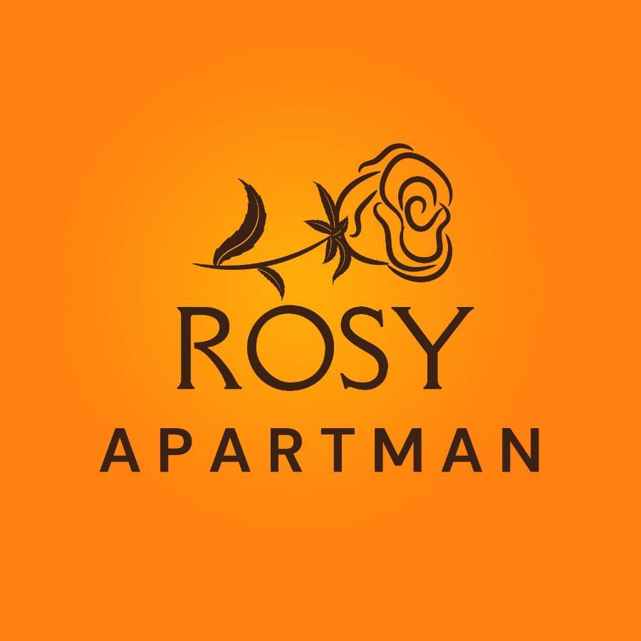 Rosy Apartman Apartment Vonyarcvashegy Exterior photo